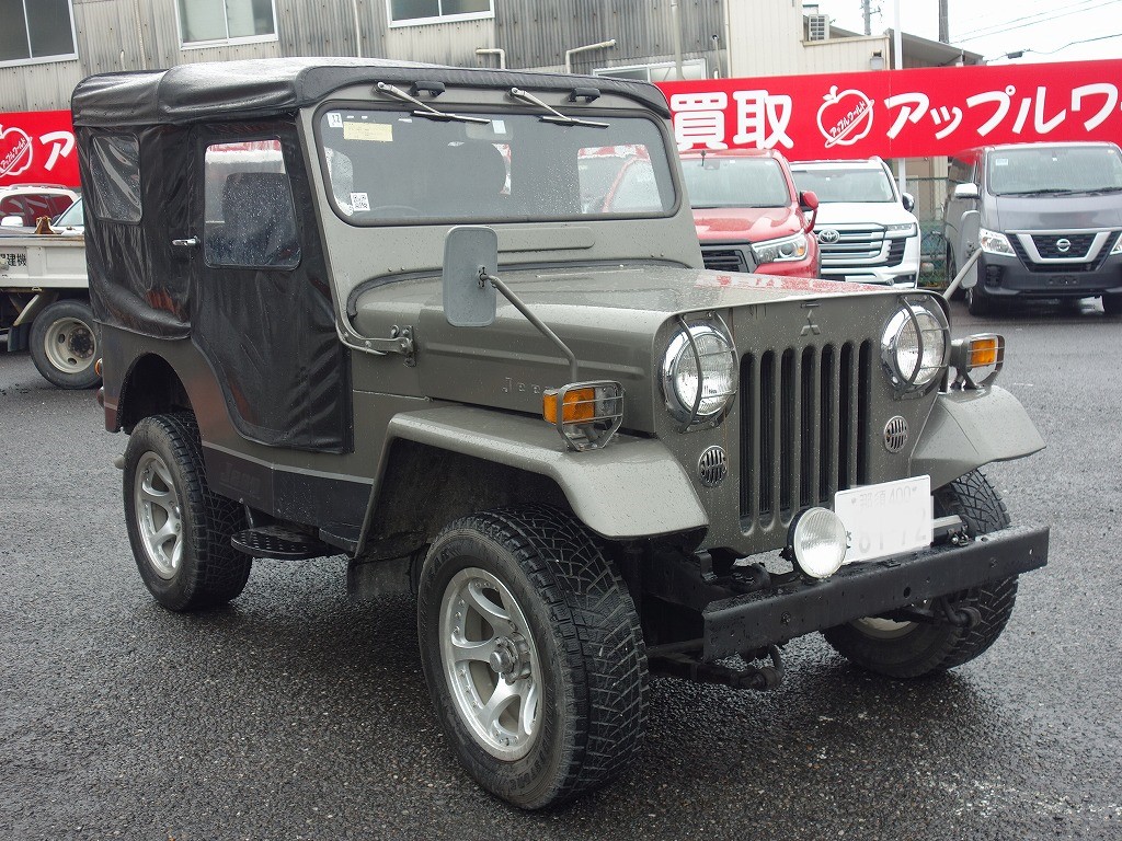 MITSUBISHI Jeep