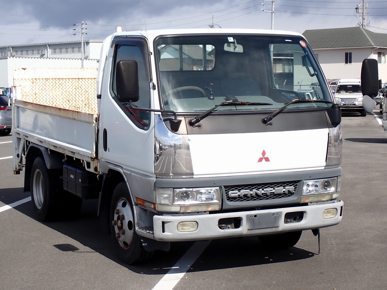 MITSUBISHI Canter