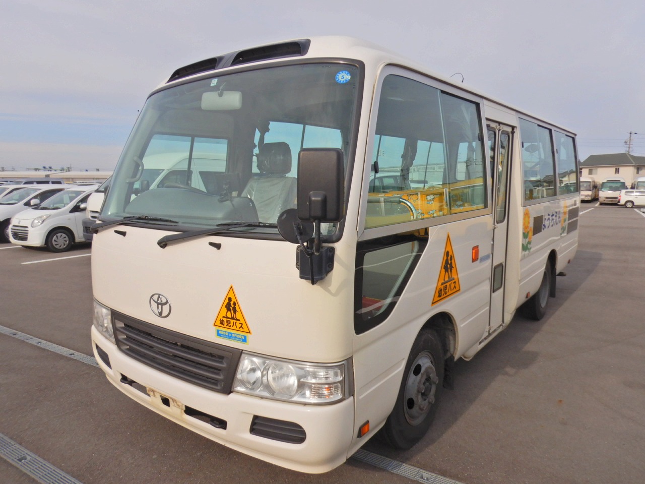 TOYOTA Coaster