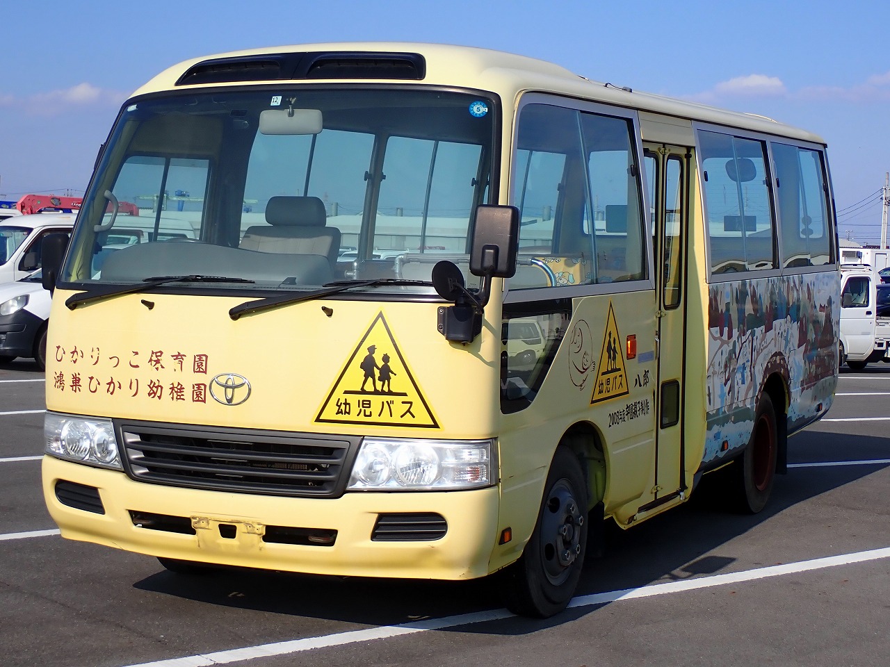 TOYOTA Coaster