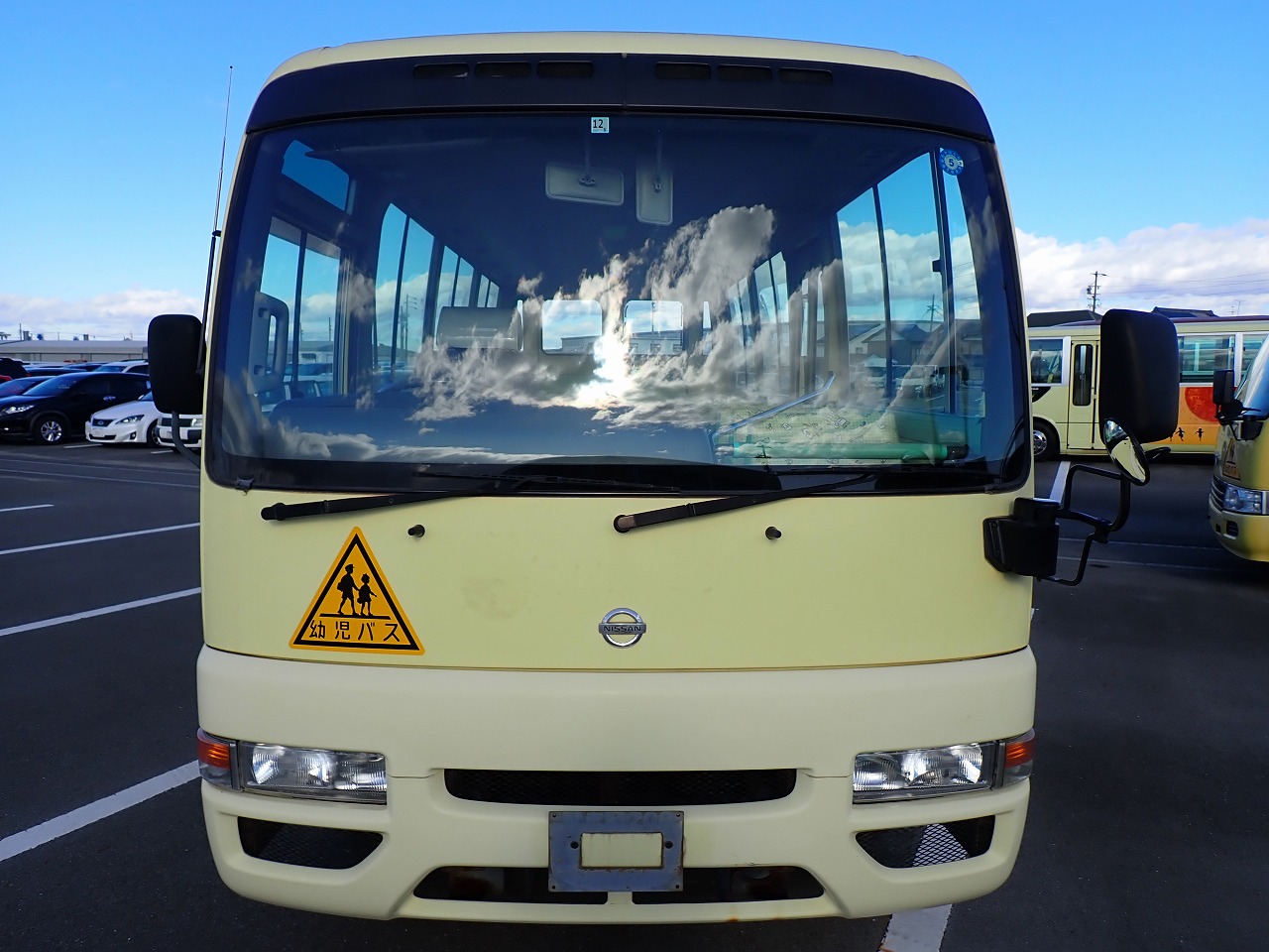 NISSAN Civilian Bus