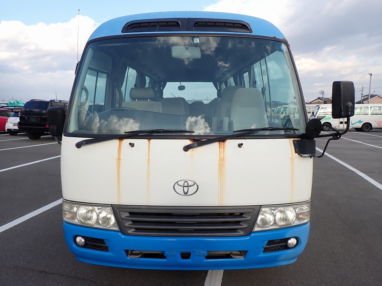 TOYOTA Coaster