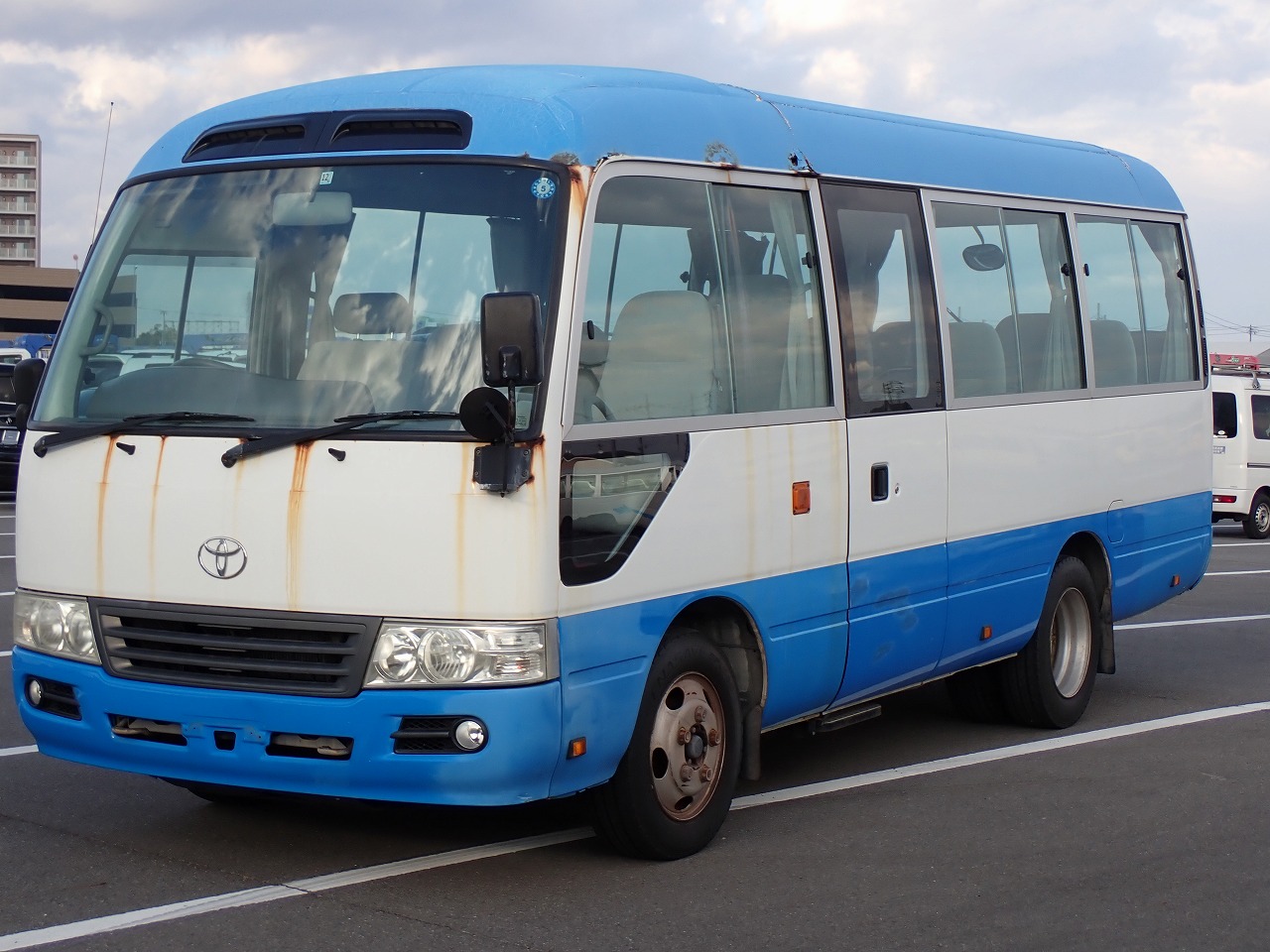 TOYOTA Coaster