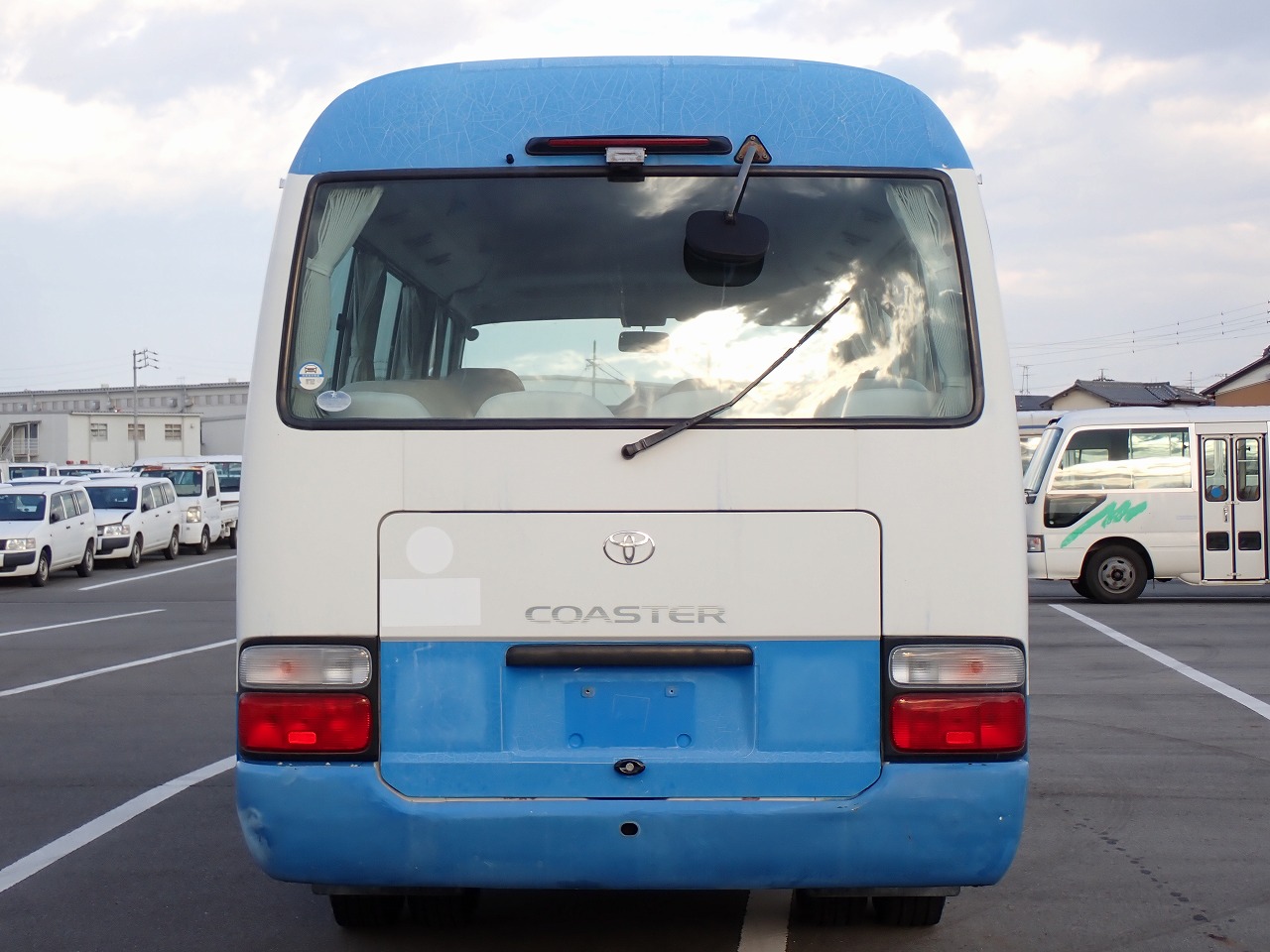 TOYOTA Coaster