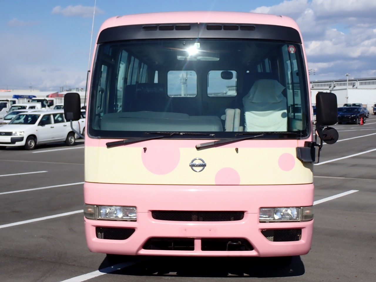 NISSAN Civilian Bus