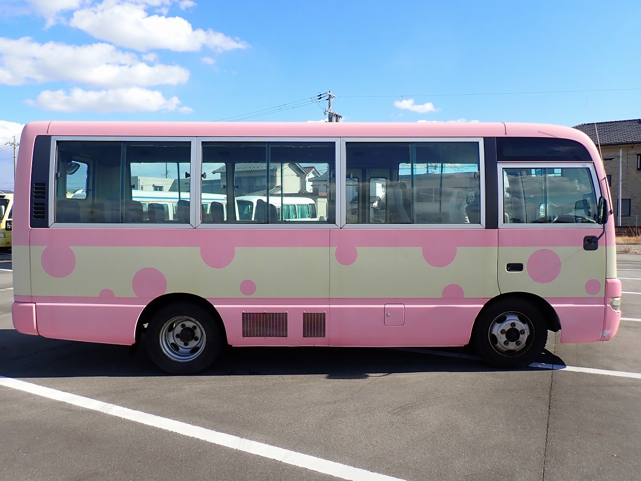 NISSAN Civilian Bus