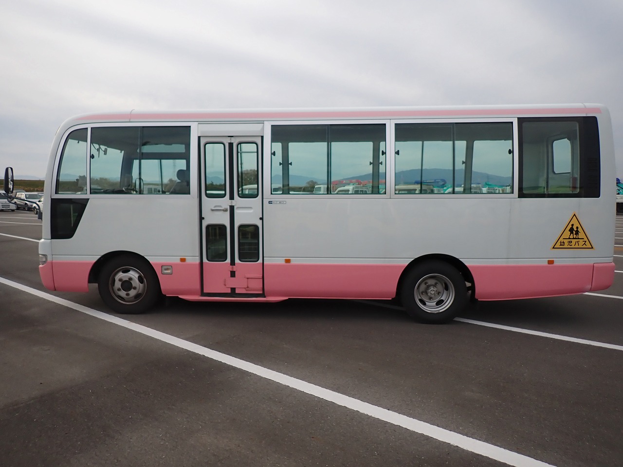 NISSAN Civilian Bus