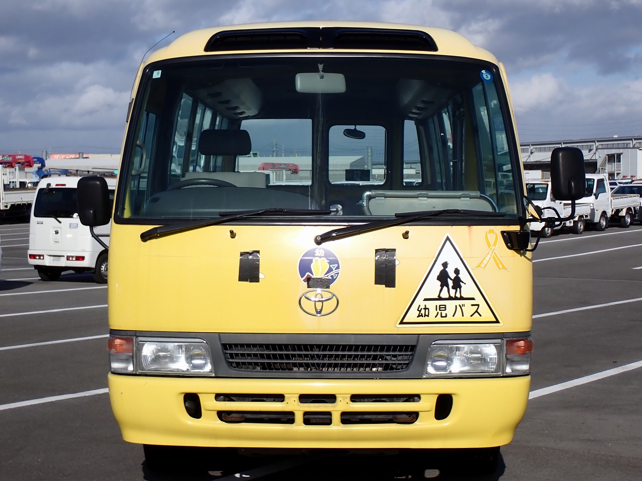 TOYOTA Coaster