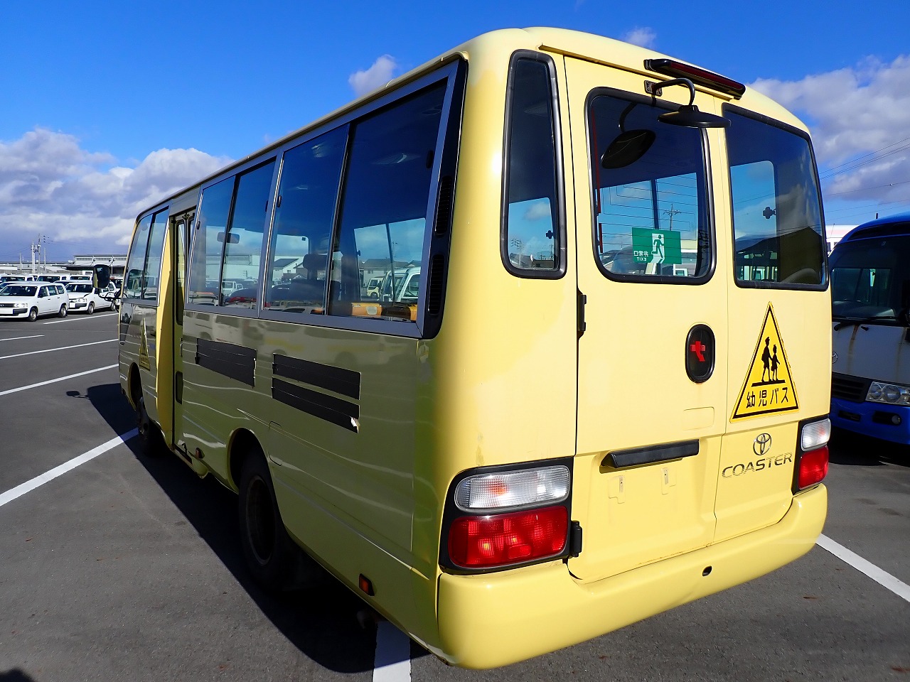 TOYOTA Coaster