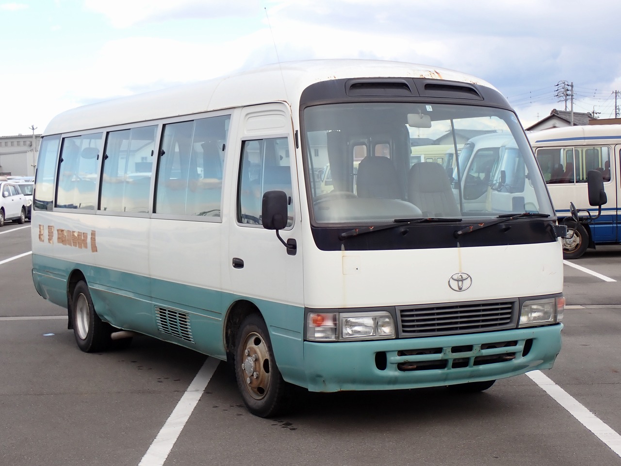 TOYOTA Coaster