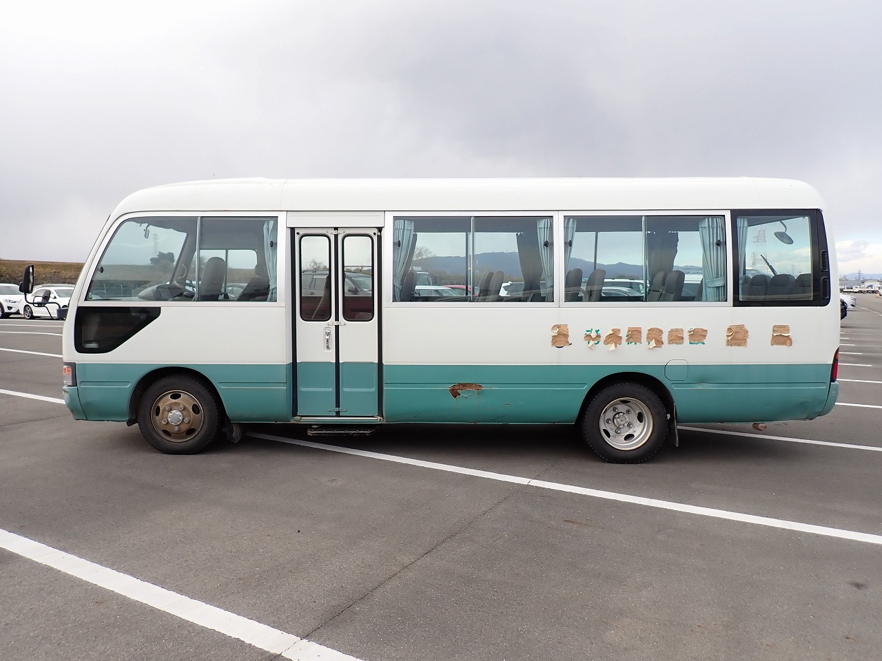 TOYOTA Coaster