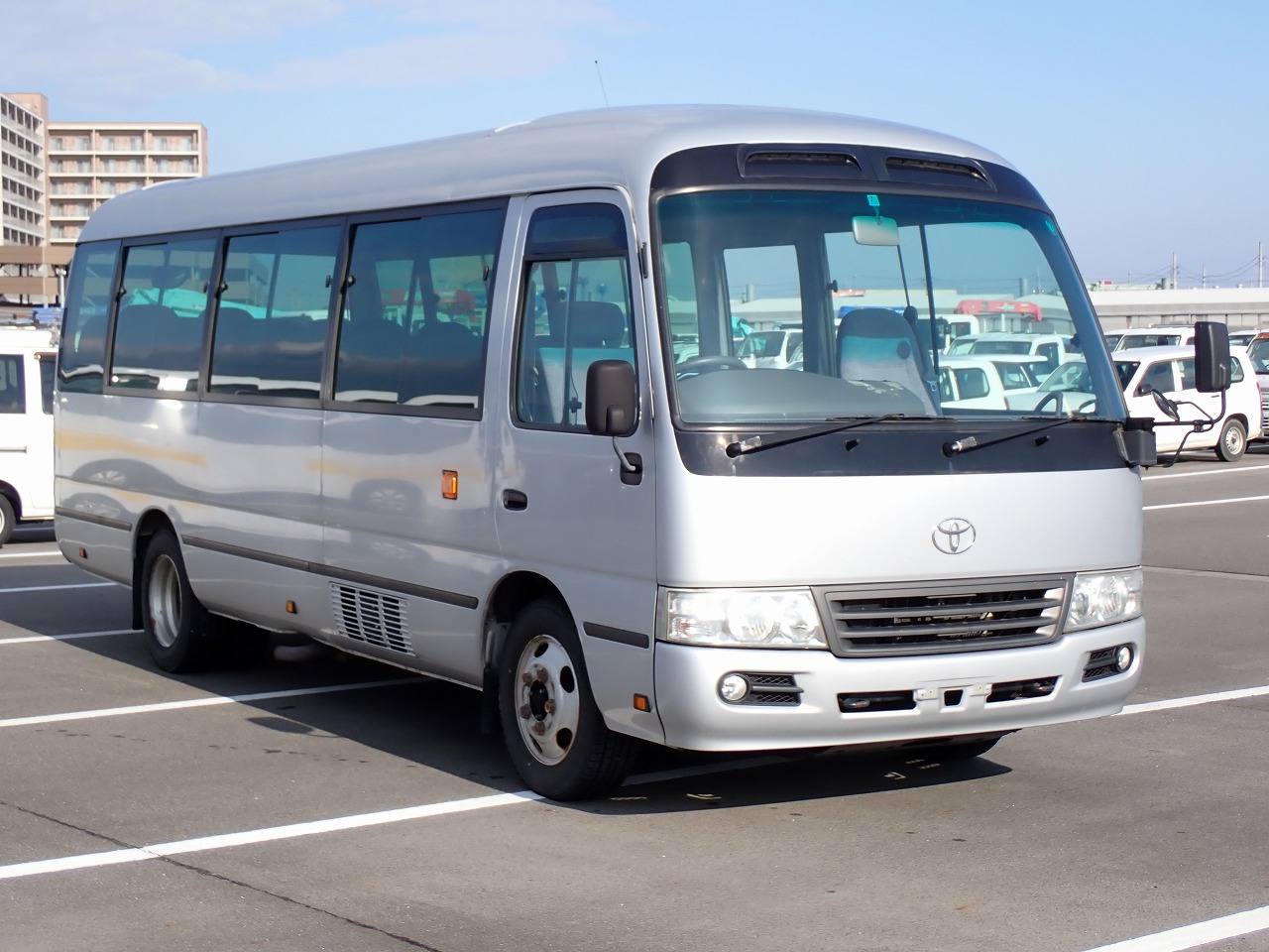 TOYOTA Coaster