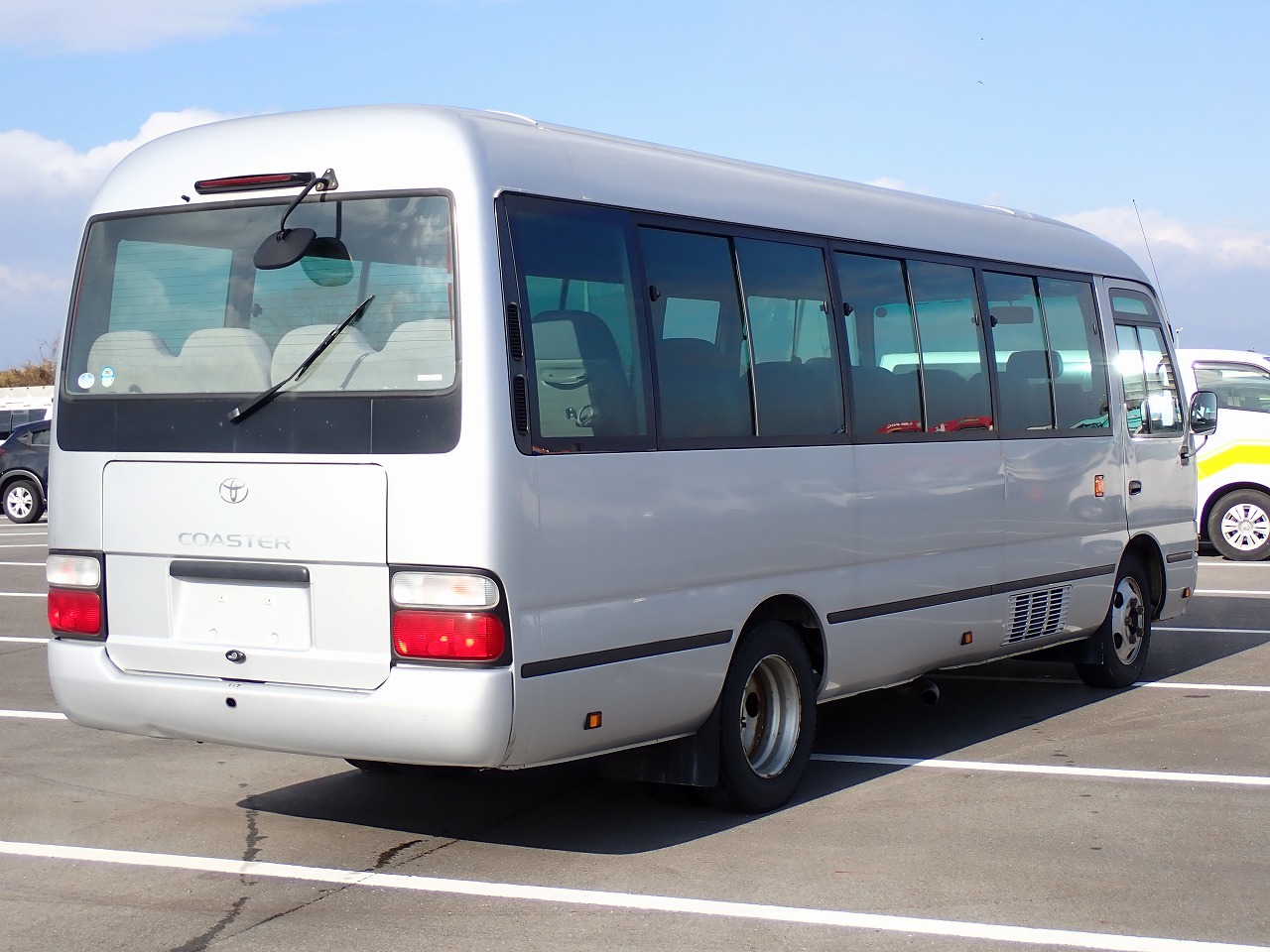 TOYOTA Coaster