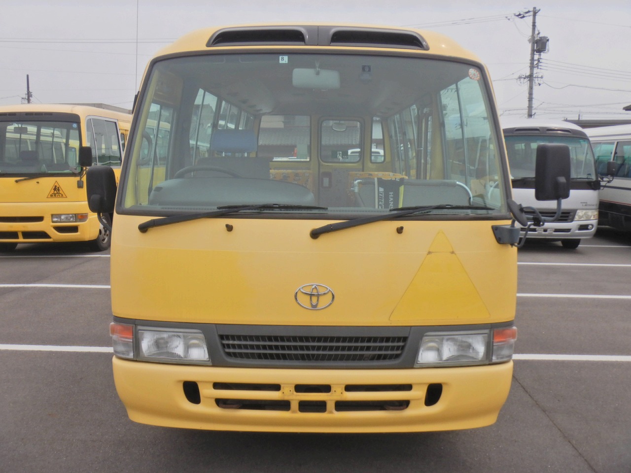 TOYOTA Coaster