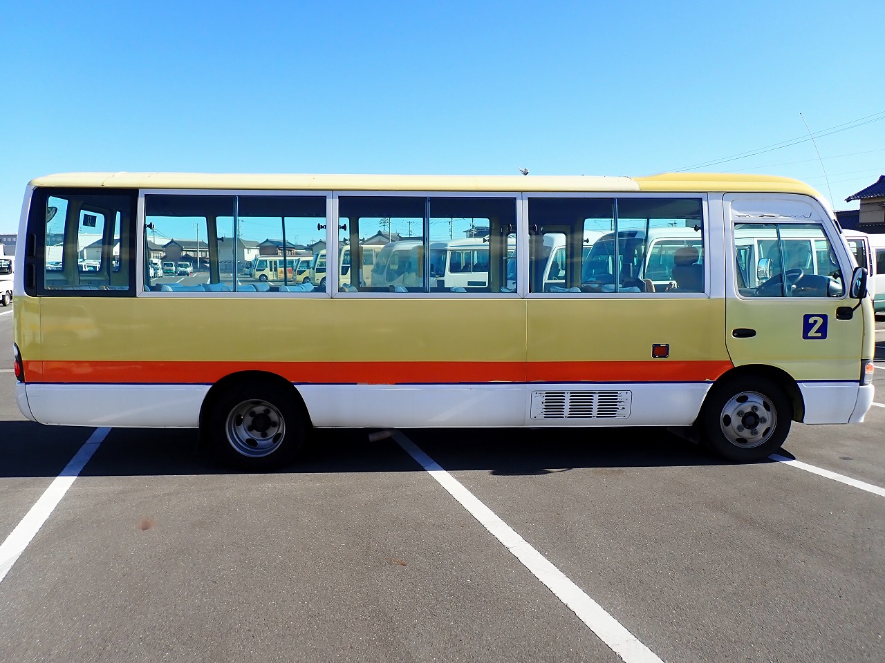 TOYOTA Coaster