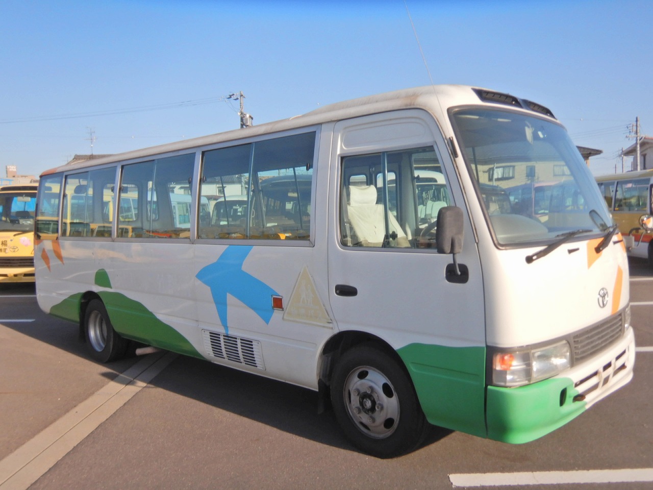 TOYOTA Coaster