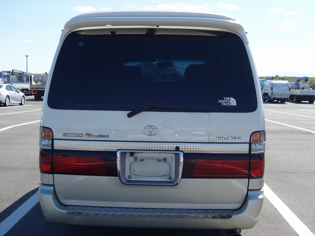 TOYOTA Hiace Wagon