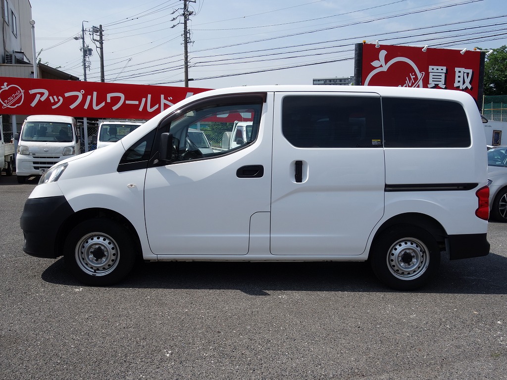 NISSAN Vanette Van