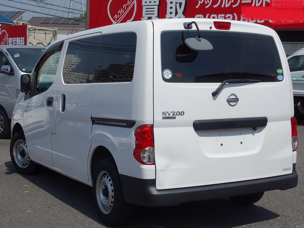 NISSAN Vanette Van