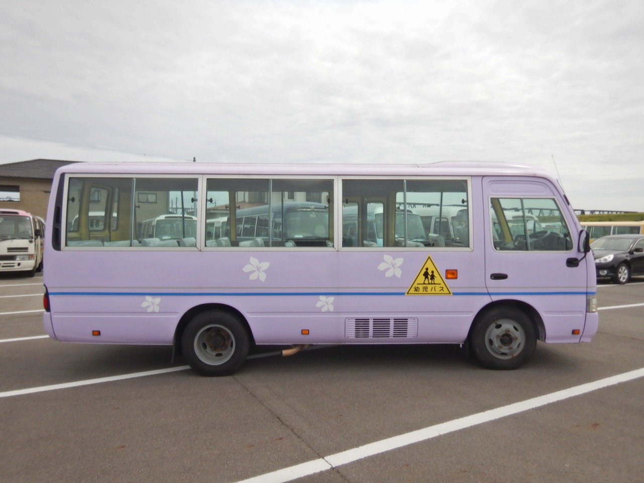 TOYOTA Coaster