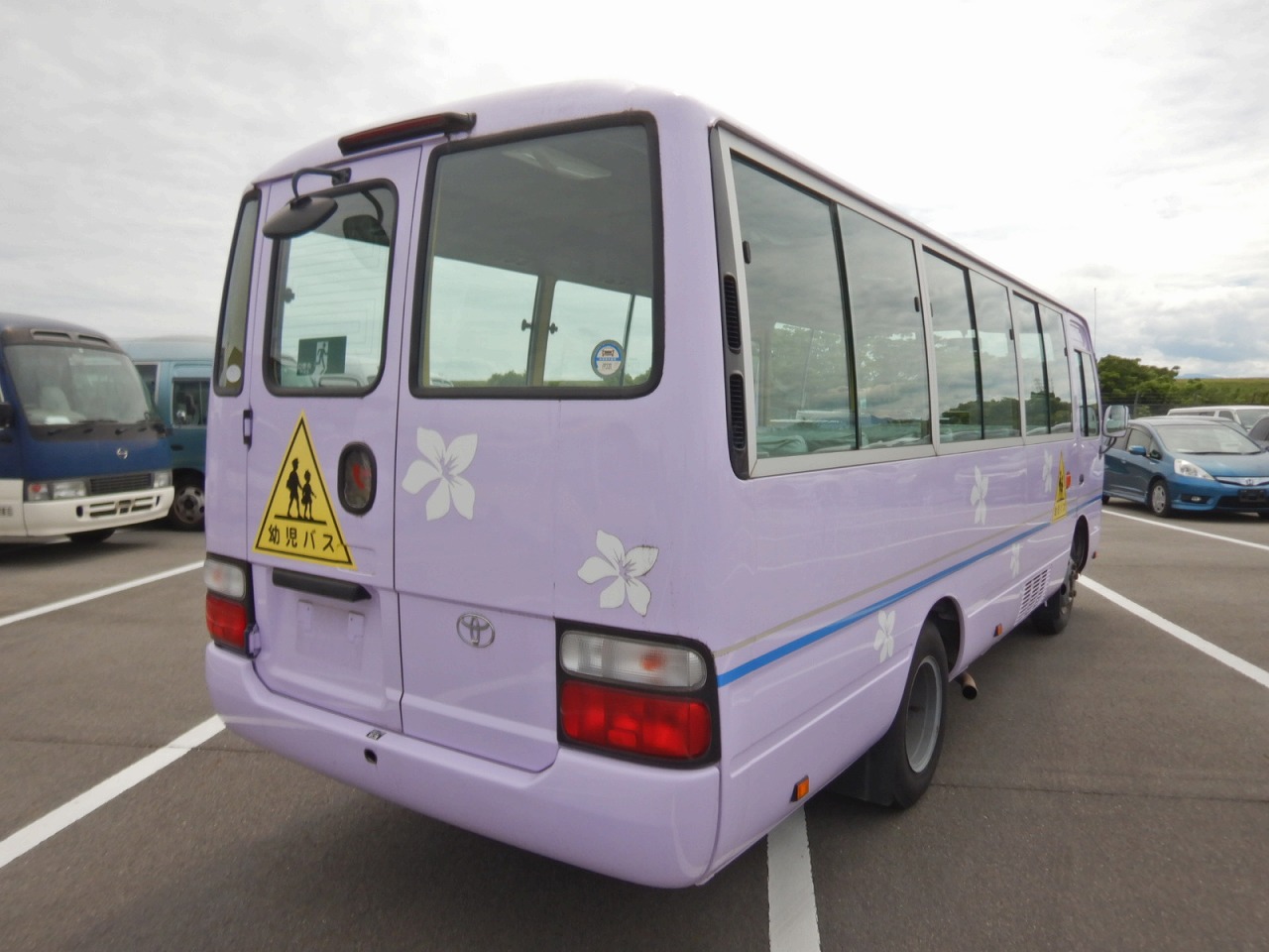 TOYOTA Coaster