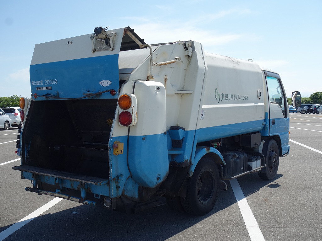 ISUZU Elf Truck