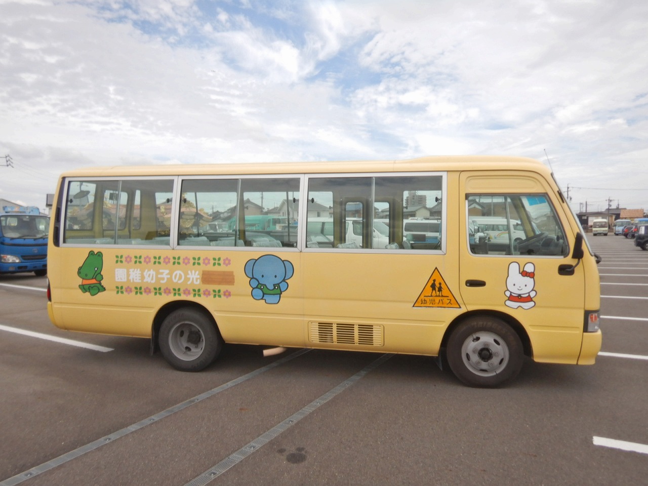 TOYOTA Coaster