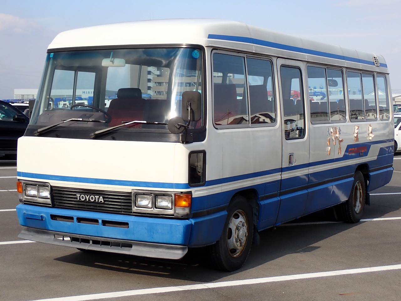 TOYOTA Coaster