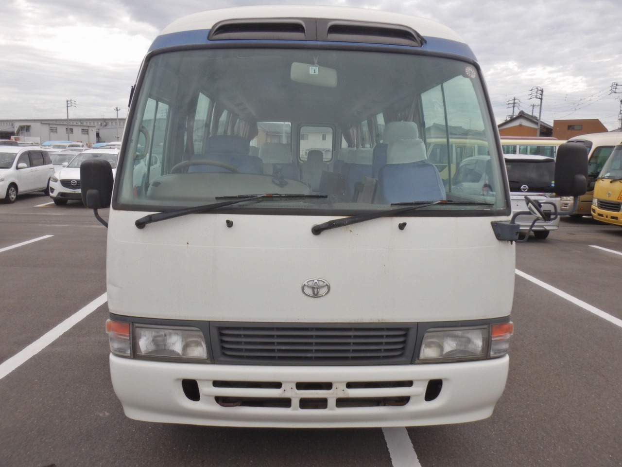 TOYOTA Coaster