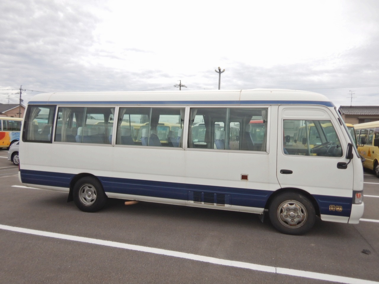 TOYOTA Coaster