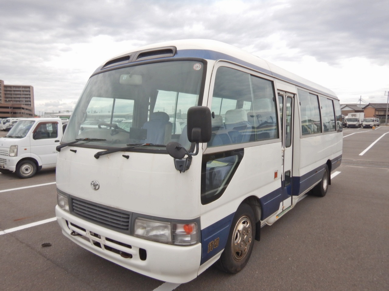 TOYOTA Coaster