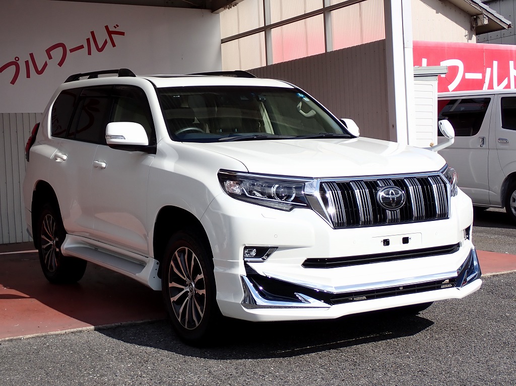 TOYOTA Land Cruiser Prado