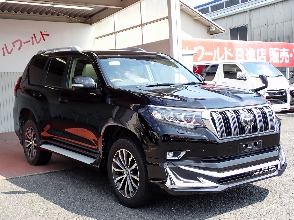 TOYOTA Land Cruiser Prado