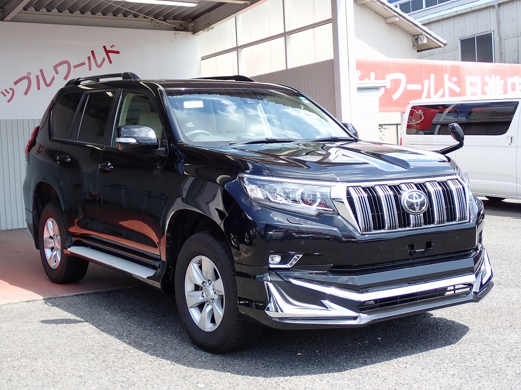 TOYOTA Land Cruiser Prado