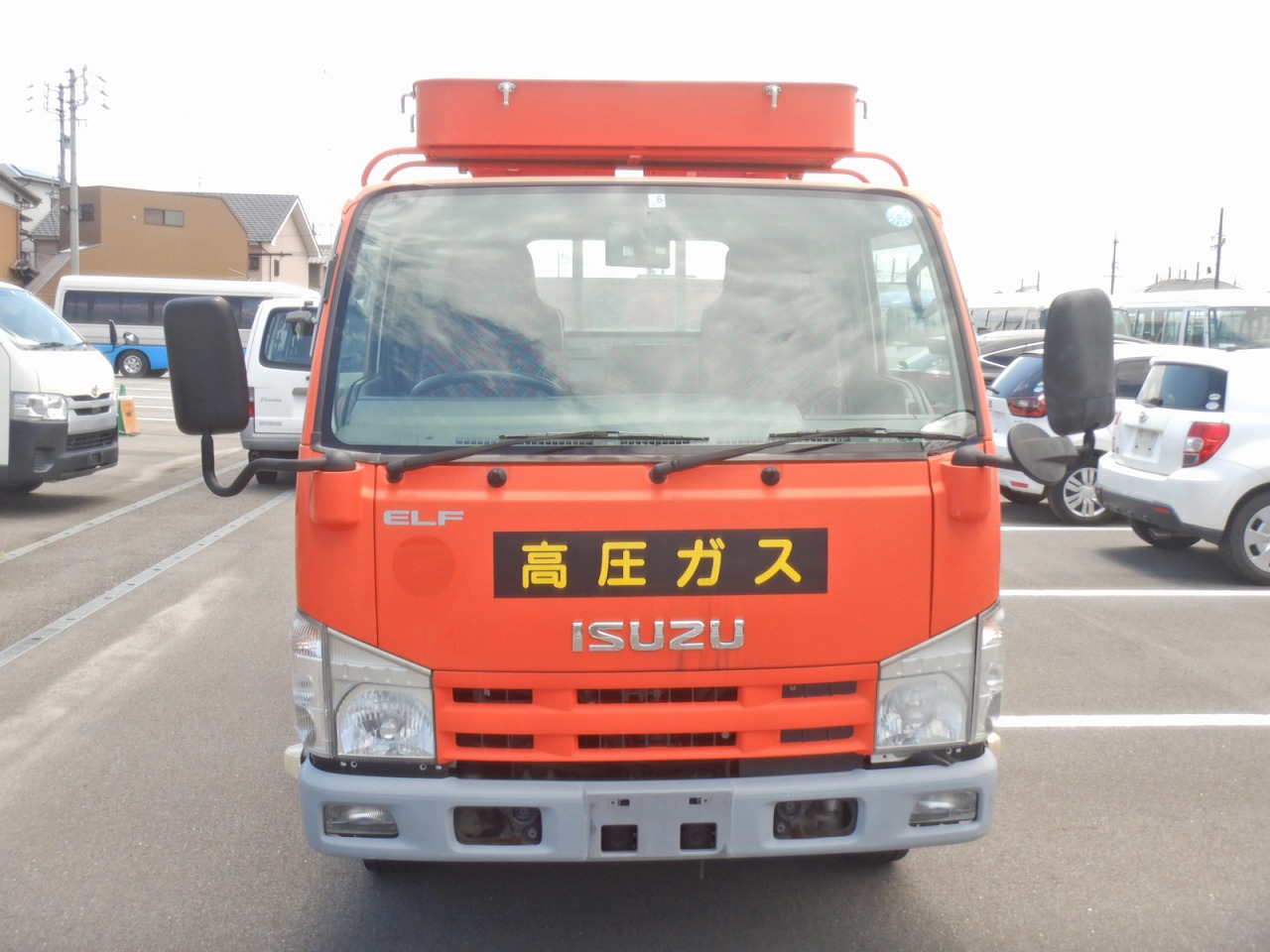 ISUZU Elf Truck