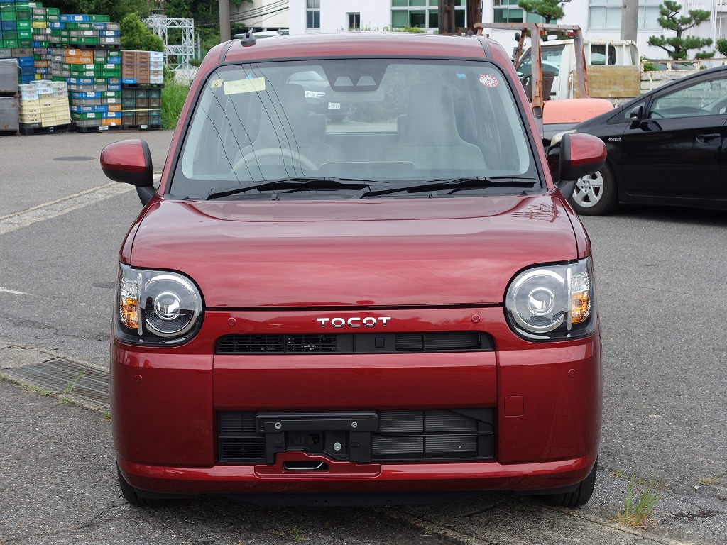 DAIHATSU Mira