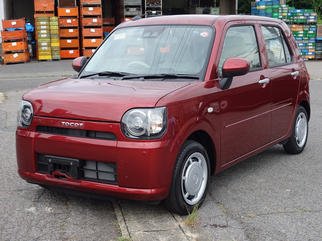 DAIHATSU Mira