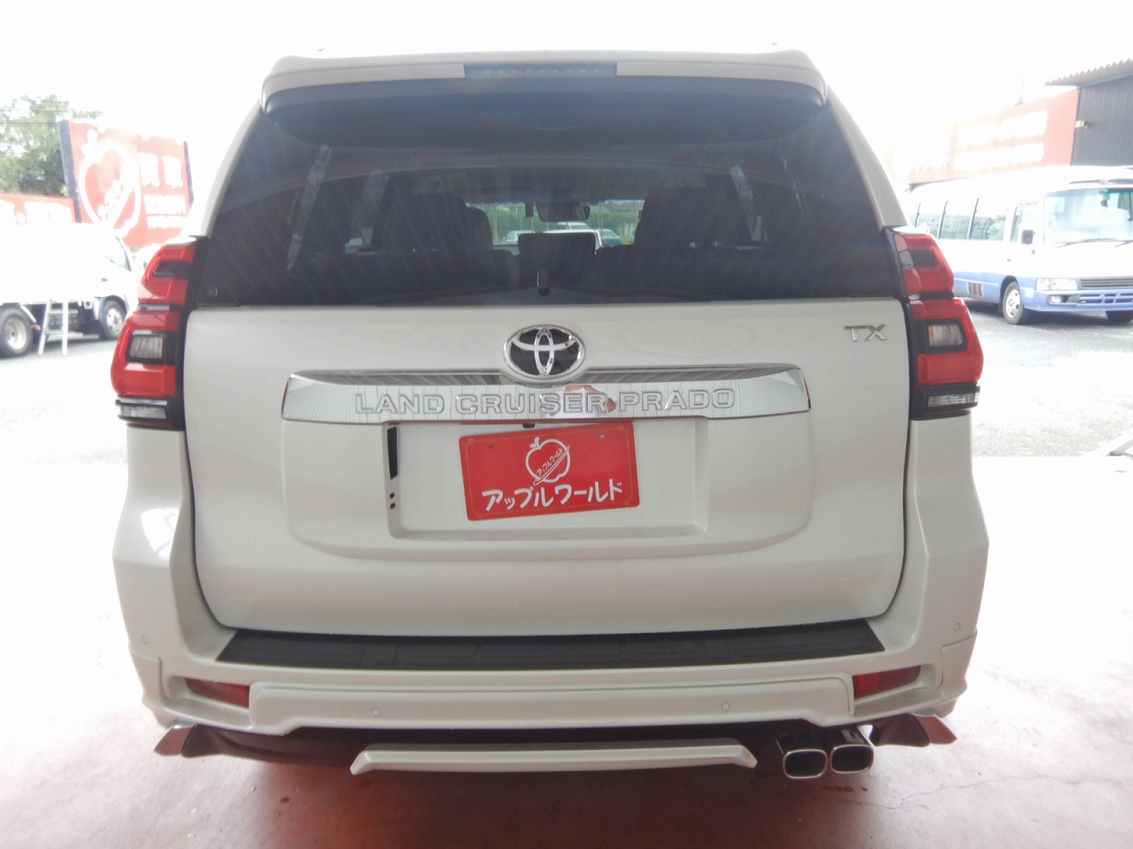 TOYOTA Land Cruiser Prado