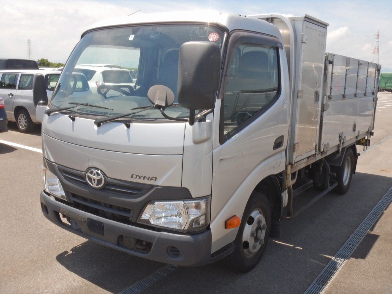 TOYOTA Dyna Truck