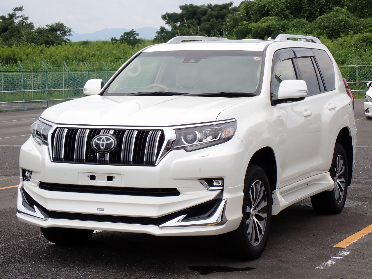 TOYOTA Land Cruiser Prado