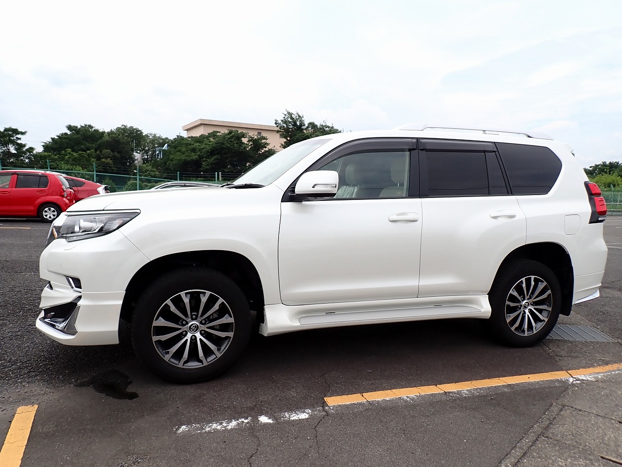 TOYOTA Land Cruiser Prado