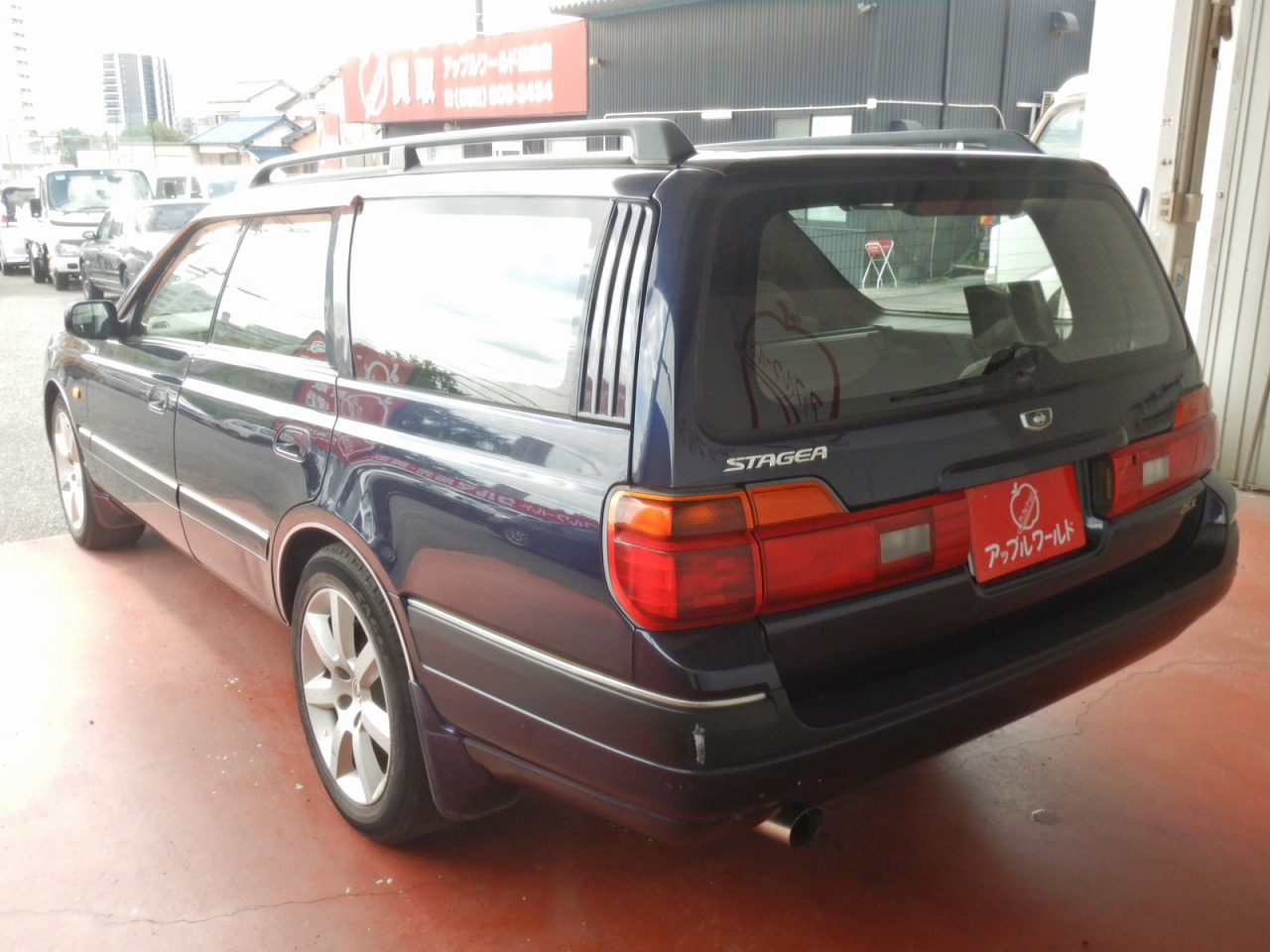 NISSAN Stagea