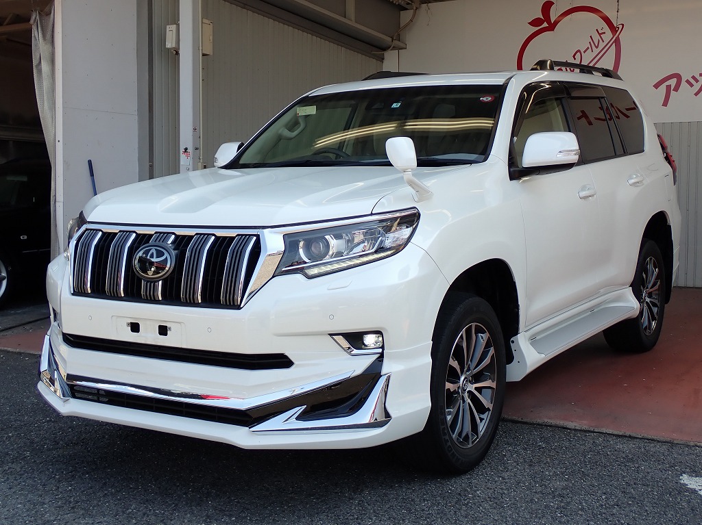 TOYOTA Land Cruiser Prado