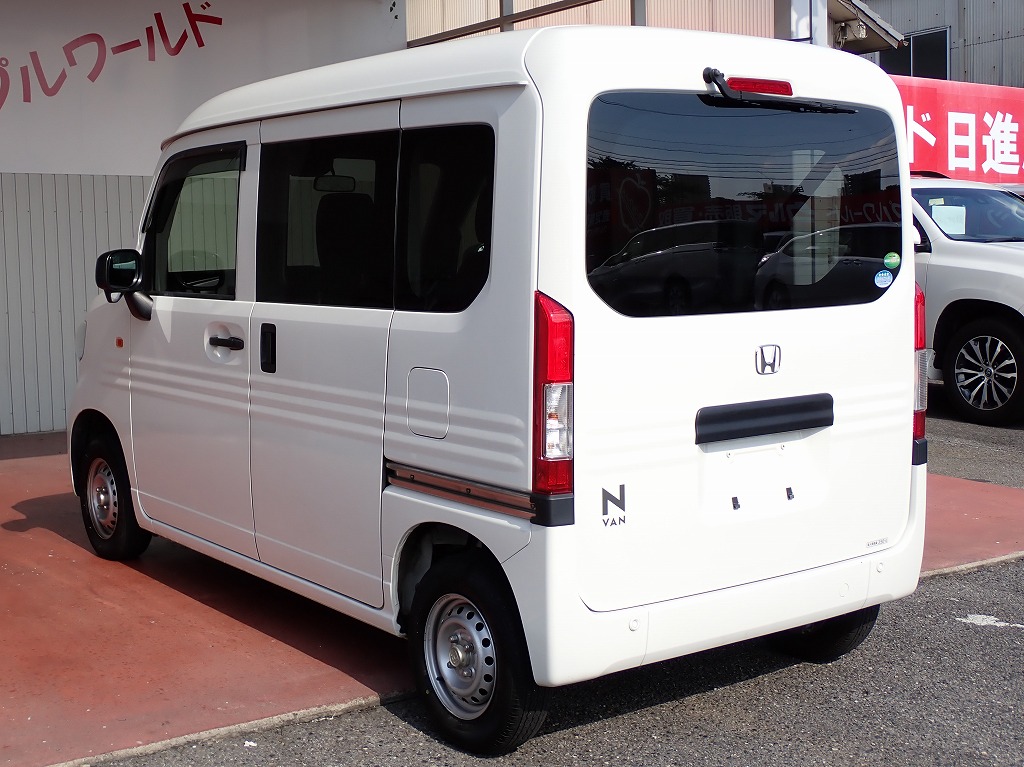 HONDA N-VAN