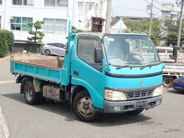 TOYOTA Dyna Truck