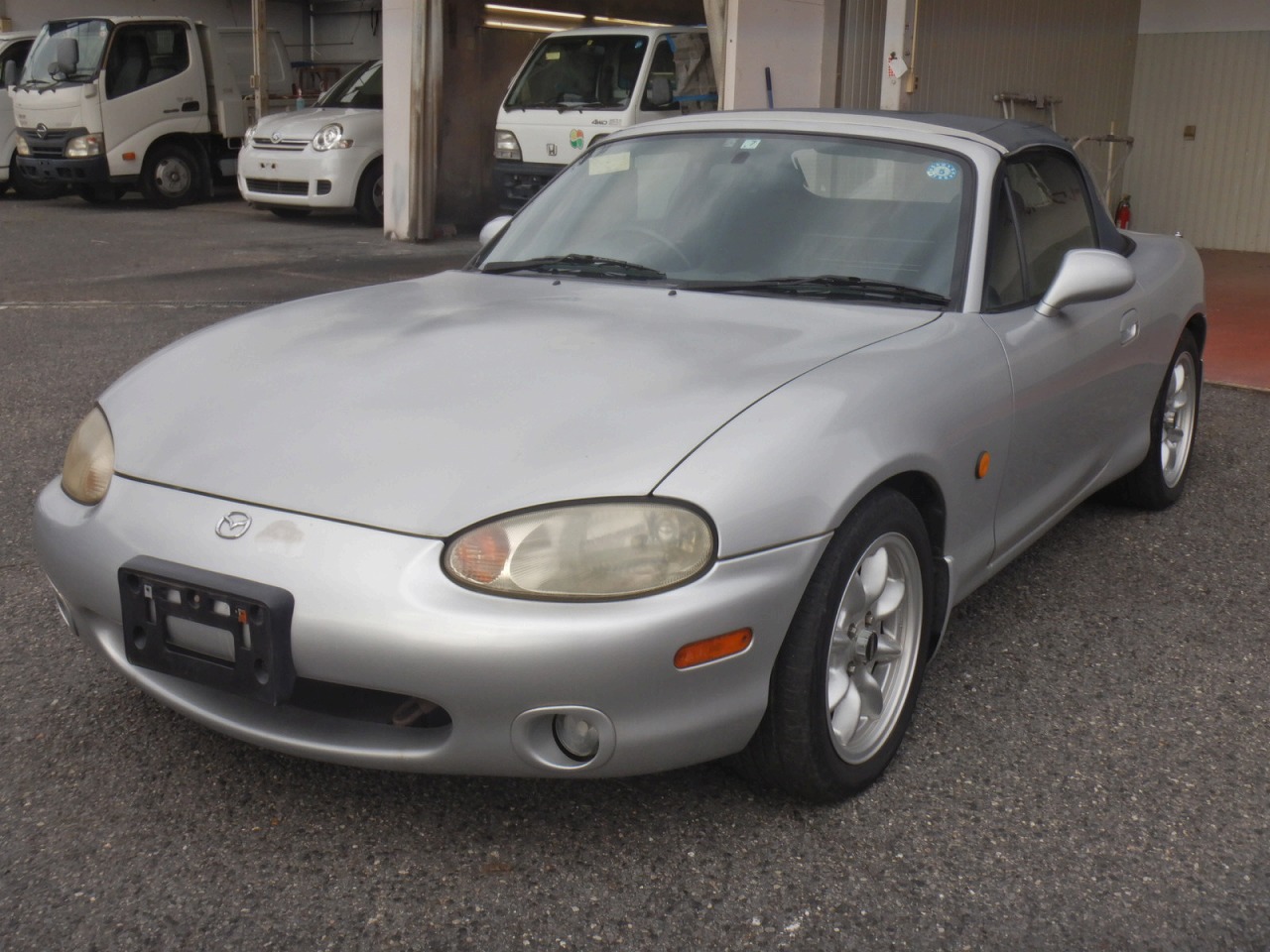 MAZDA Roadster