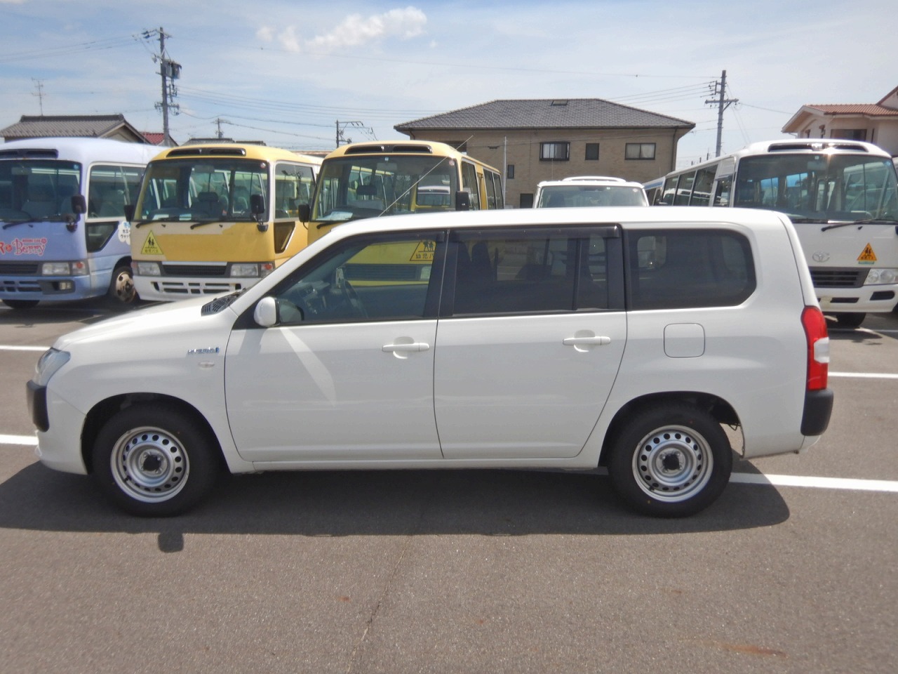 TOYOTA Succeed Van