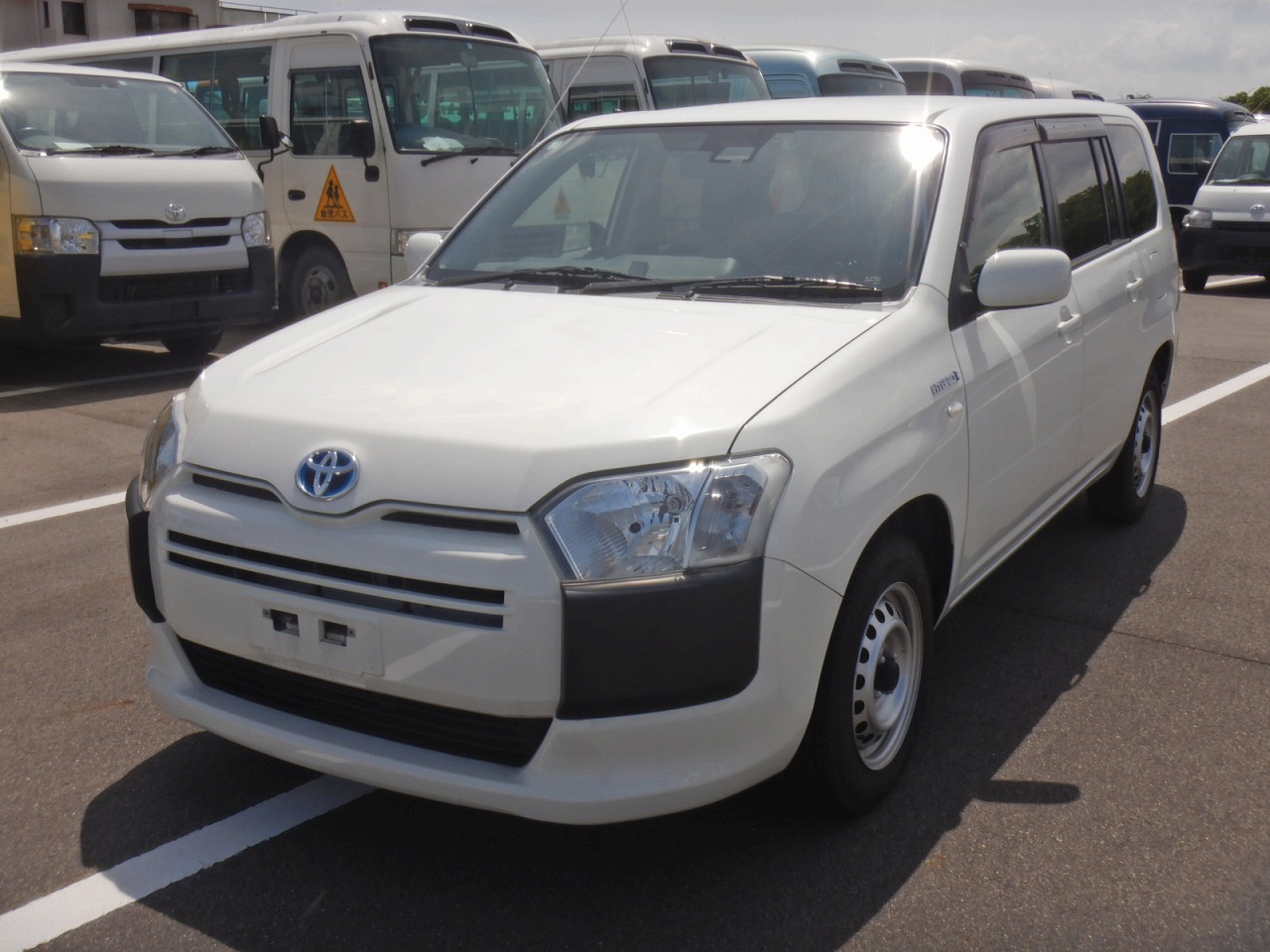 TOYOTA Succeed Van