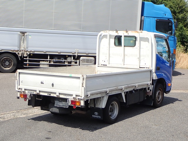 TOYOTA Dyna Truck