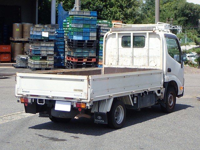 TOYOTA Dyna Truck